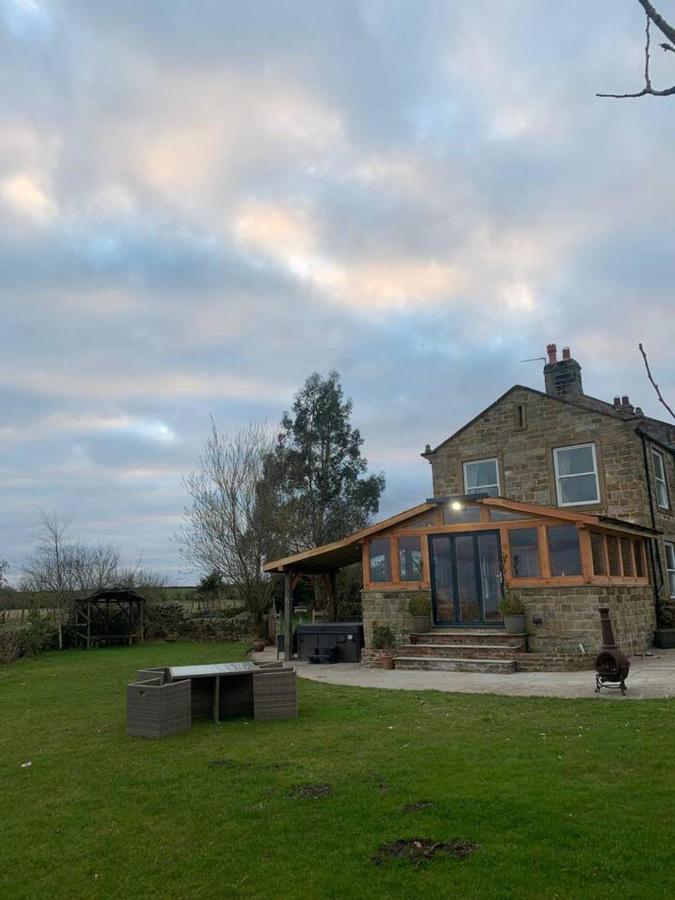 Meagill Farmhouse Hot Tub Bbq Hut Villa Otley  Eksteriør billede